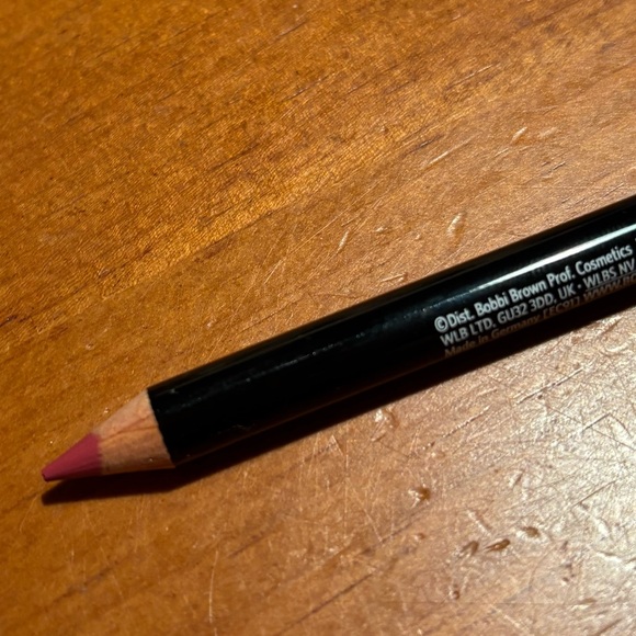 Bobbi Brown Lip Pencil Lip Liner Rose - Picture 8 of 16